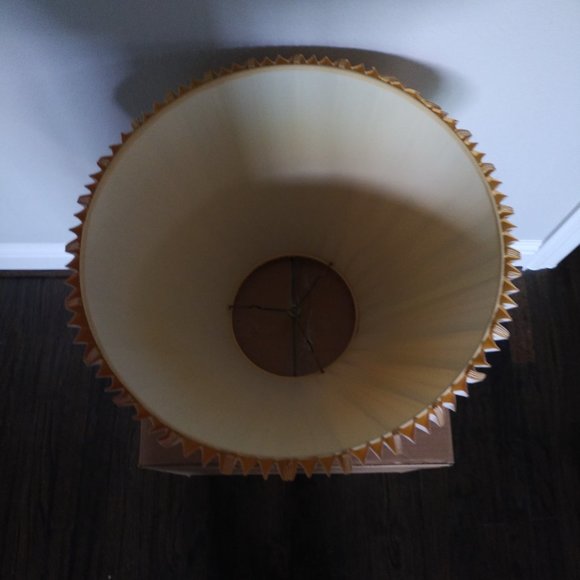 LARGE 18" W BOTTOM x 9" W TOP x 12" H BEIGE HARD PLEATED SHADE WITH BRAS… - Picture 4 of 12